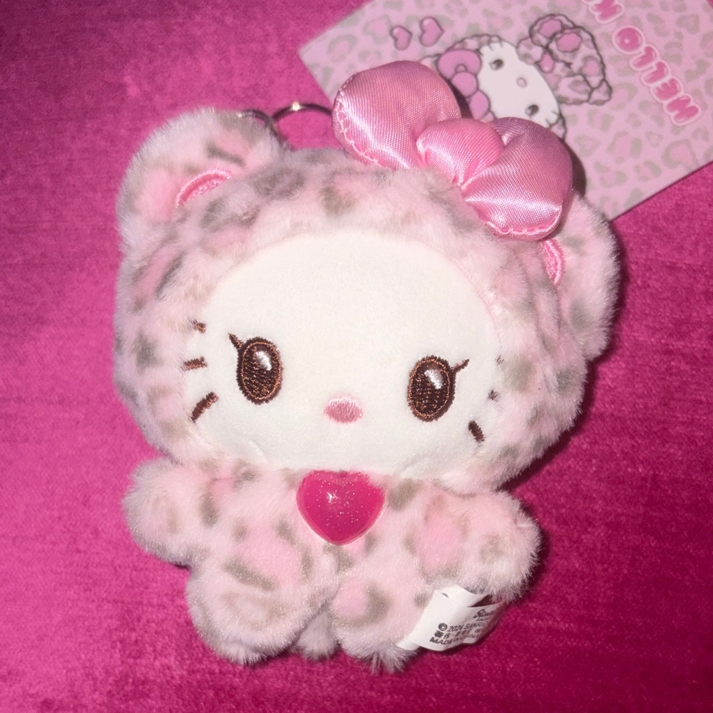 Hello Kitty Pink Leopard Print Plush Charm